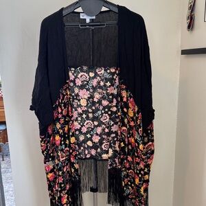 Jessica Simpson Black Floral Kimono